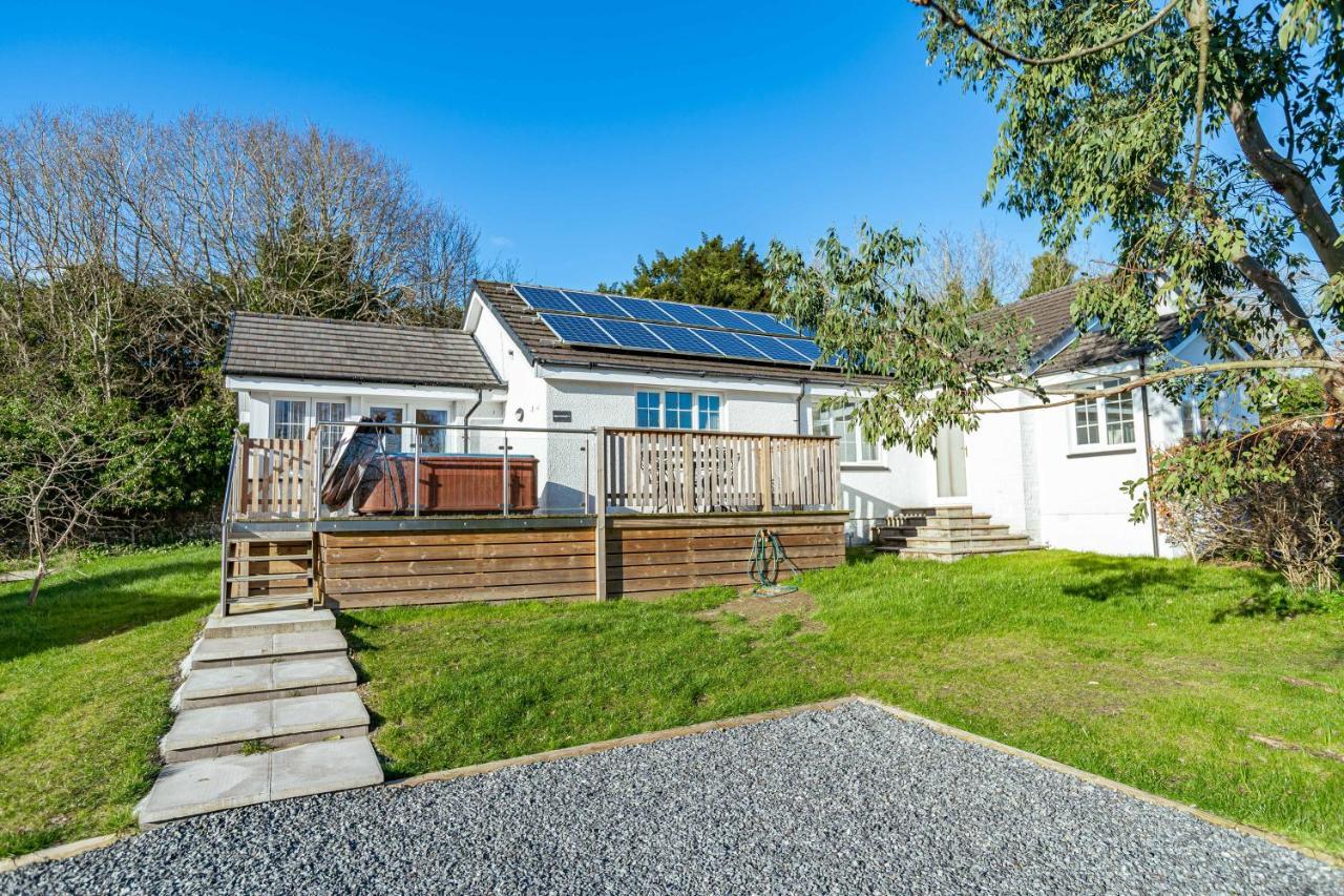 Sparrowhawk Cottage With Hot Tub Newton Stewart Exterior foto